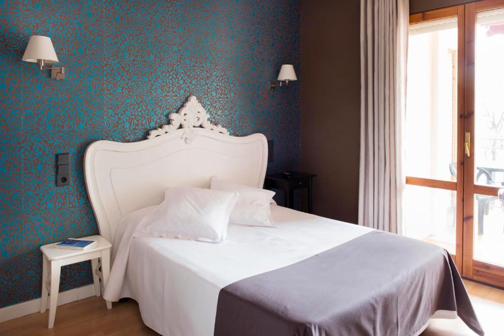 Hospedium Hostal Un Punto Chic Huesca Pokój zdjęcie