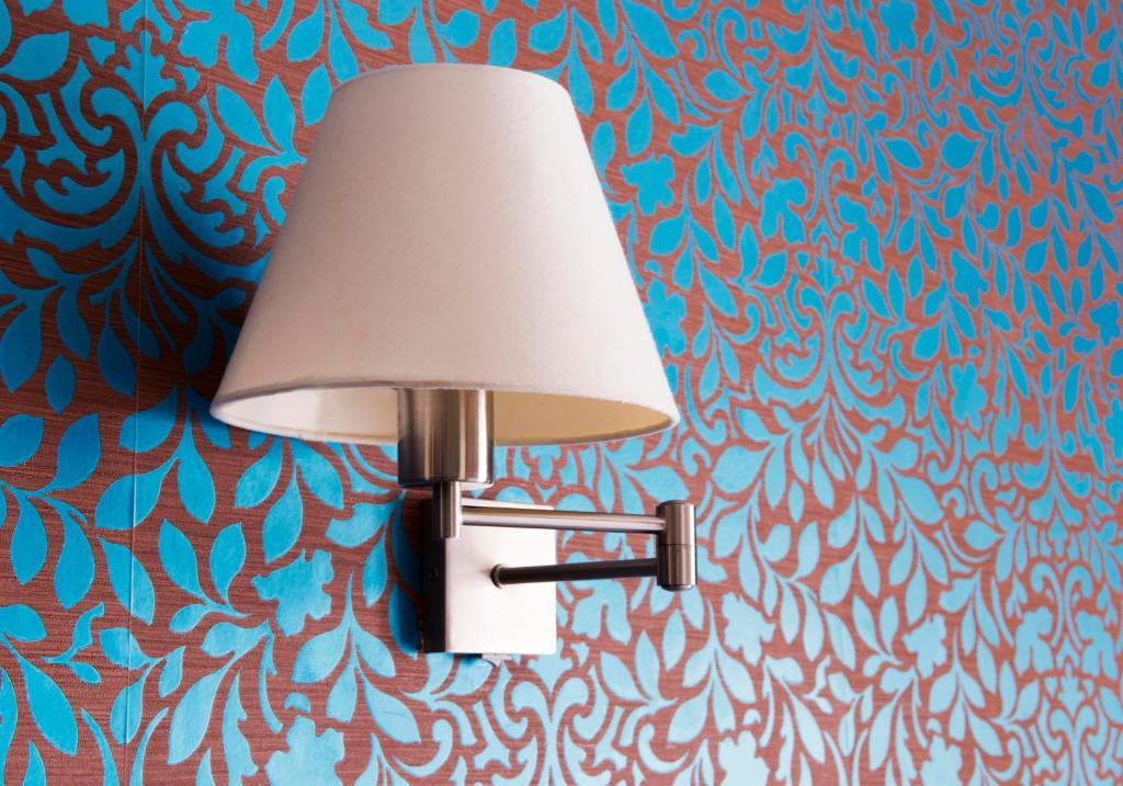 Hospedium Hostal Un Punto Chic Huesca Pokój zdjęcie