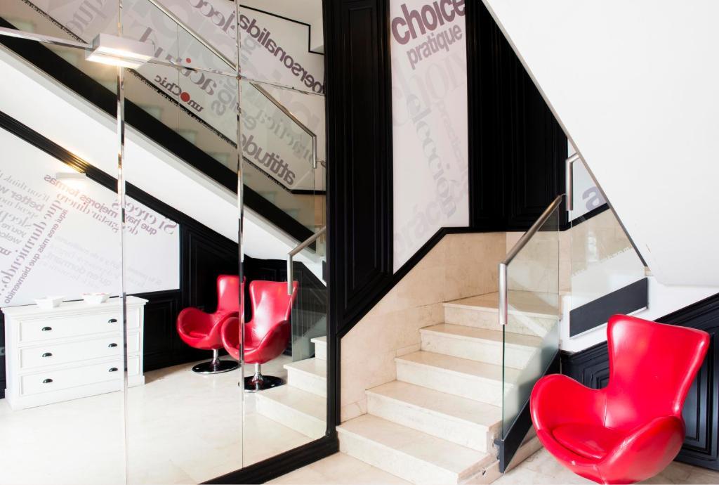 Hospedium Hostal Un Punto Chic Huesca Zewnętrze zdjęcie
