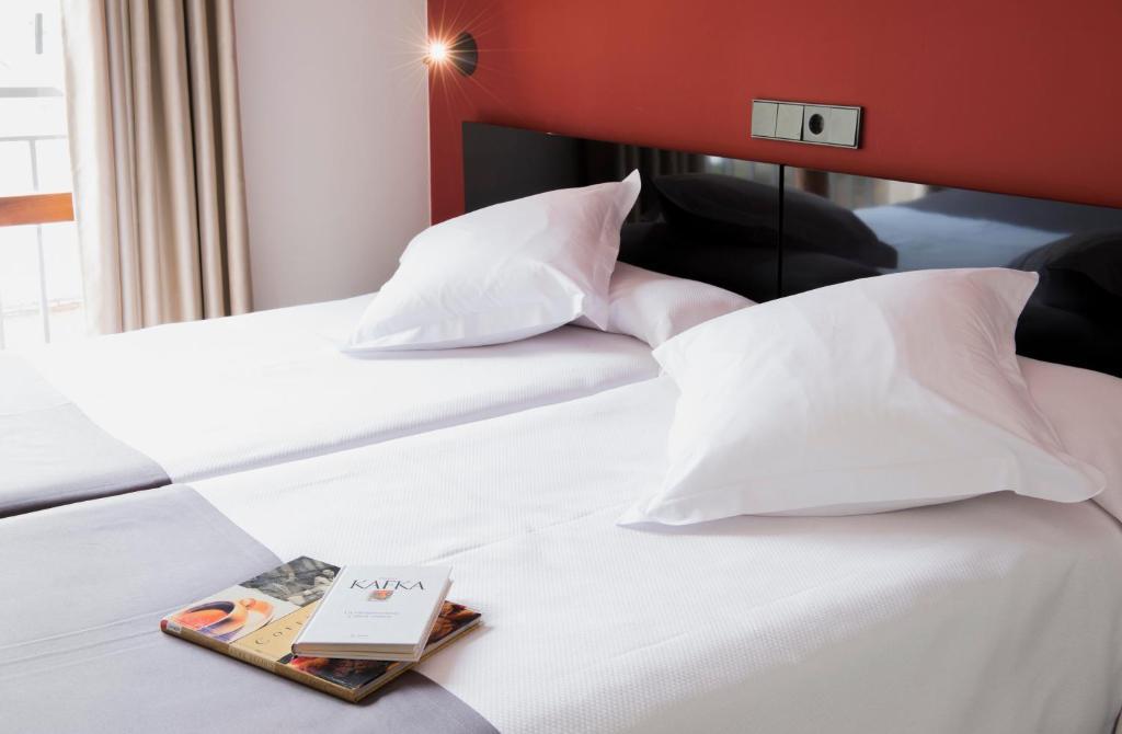 Hospedium Hostal Un Punto Chic Huesca Pokój zdjęcie