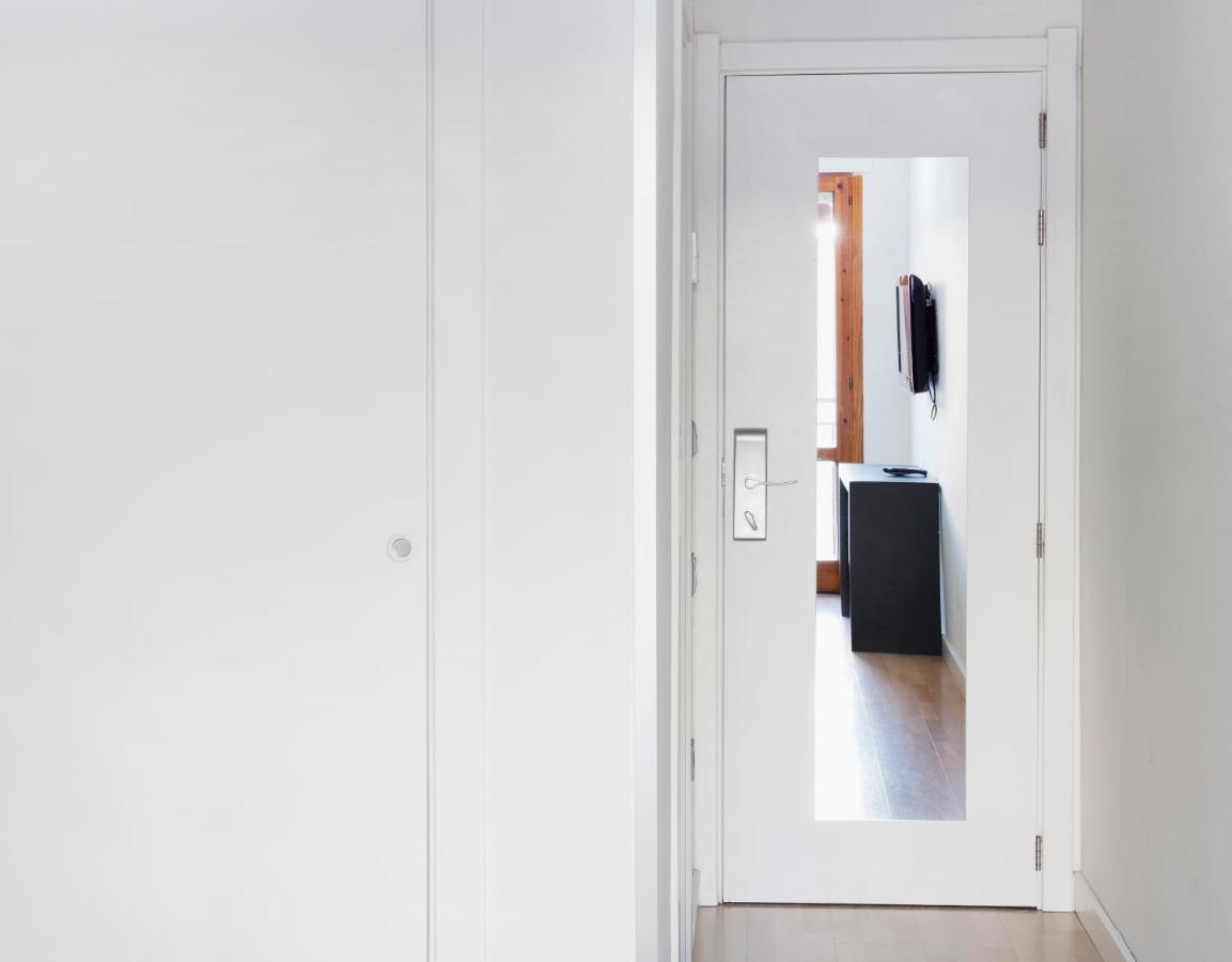 Hospedium Hostal Un Punto Chic Huesca Zewnętrze zdjęcie